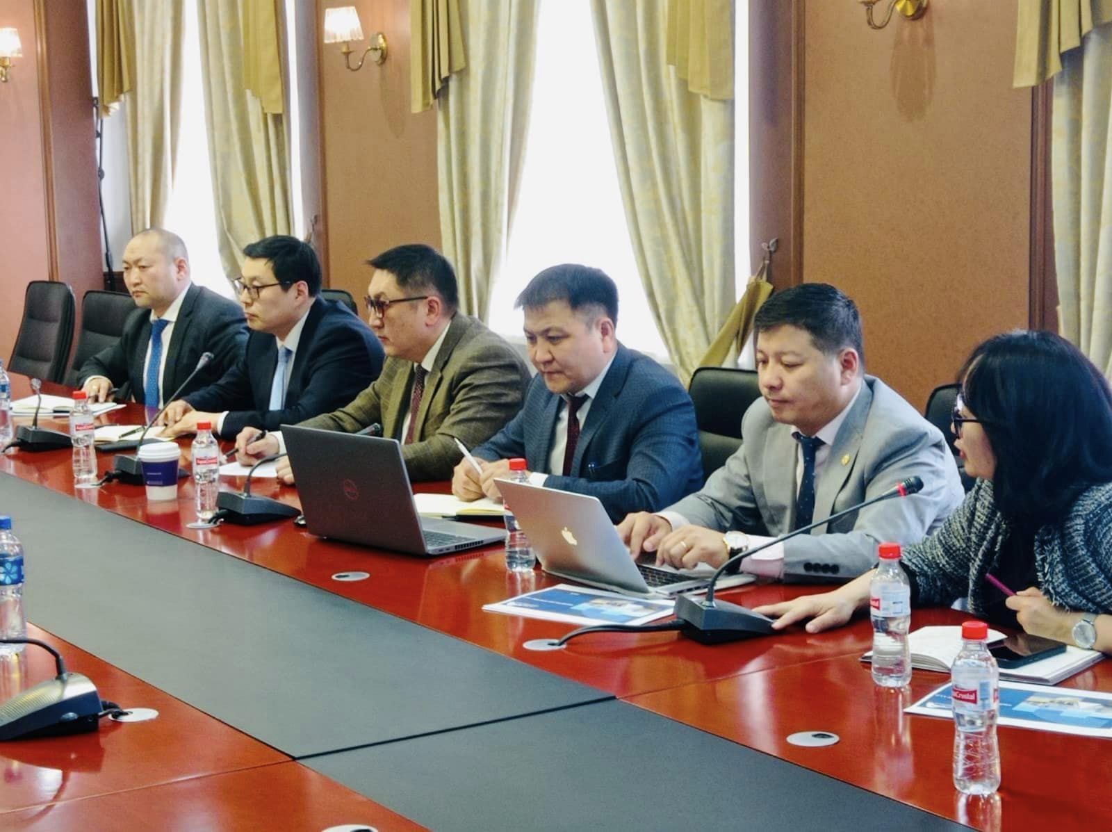 БНХАУ-ЫН ХӨГЖЛИЙН БАНКНЫ ӨВӨР МОНГОЛ ДАХЬ САЛБАРЫН ТӨЛӨӨЛӨЛТЭЙ 2024-2026 ОНД ХЭРЭГЖҮҮЛЭХ ТӨСЛҮҮДИЙН САНХҮҮЖИЛТИЙН АСУУДЛААР САНАЛ СОЛИЛЦЛОО