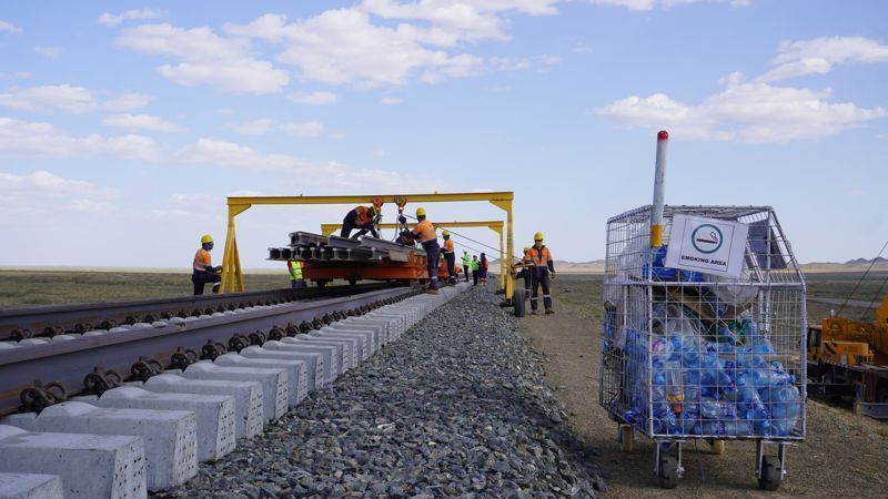 ТӨСЛИЙН ТАЛБАЙ ДАХЬ ХОГ ХАЯГДЛЫГ ХЭРХЭН ШИЙДДЭГ ВЭ?