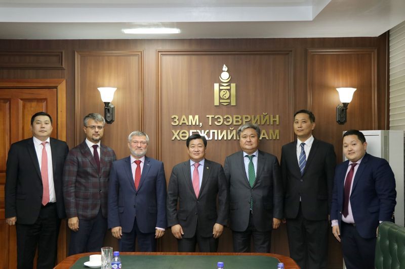 ТАВАН ТОЛГОЙ-ЗҮҮНБАЯНГИЙН ТӨМӨР ЗАМЫН ТӨСӨЛД “ОРОСЫН ТӨМӨР ЗАМУУД” НХН-ТЭЙ ХАМТРАН АЖИЛЛАНА