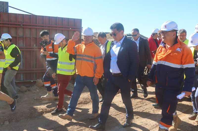 МОНГОЛ УЛСЫН ЕРӨНХИЙ САЙД У.ХҮРЭЛСҮХ ТӨМӨР ЗАМЫН БҮТЭЭН БАЙГУУЛАЛТЫН АЖЛЫН ЯВЦТАЙ ТАНИЛЦЛАА