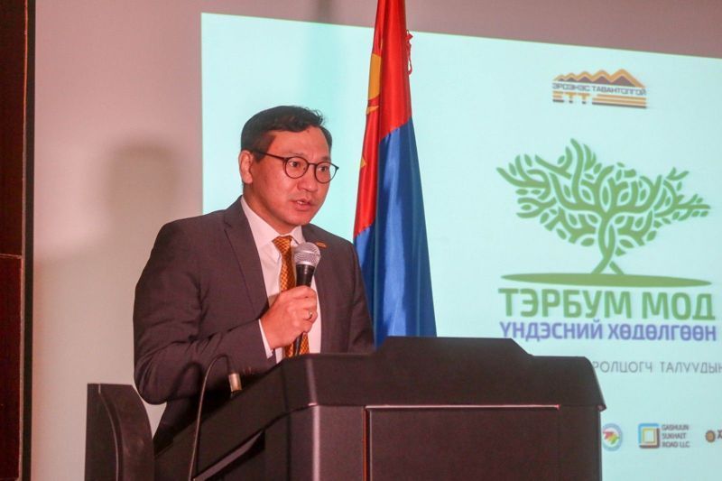 “САЯ ТОНН-САЯ МОД” ХӨТӨЛБӨРИЙН ХҮРЭЭНД 180 САЯ МОД ТАРЬЖ УРГУУЛНА