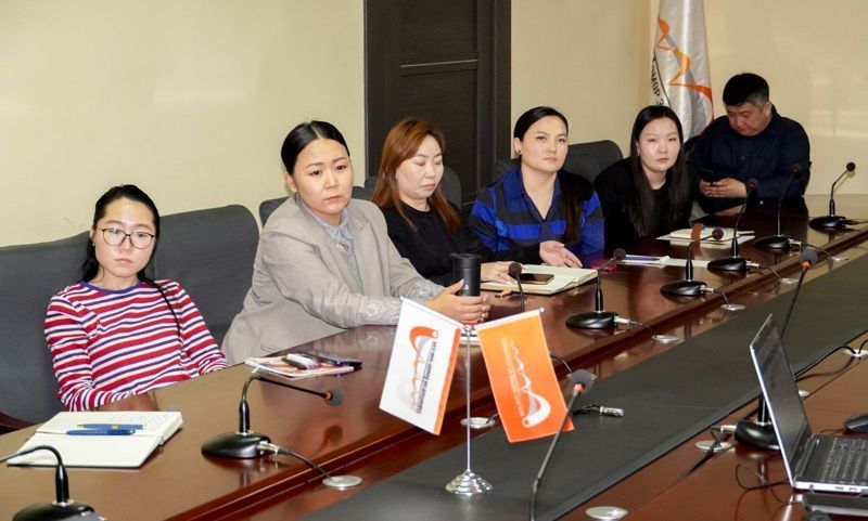 ХУДАЛДАН АВАХ АЖИЛЛАГААНЫ СУУРЬ МЭДЛЭГ ОЛГОХ СУРГАЛТАД ХАМРАГДЛАА